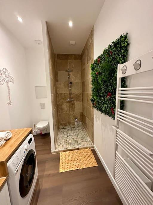 Colline, La Suite Cinema Spa Privee Nancy Exterior foto